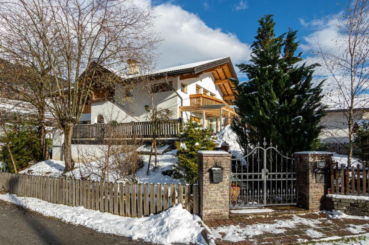 B&B Frühlingsheim Racines Exterior foto