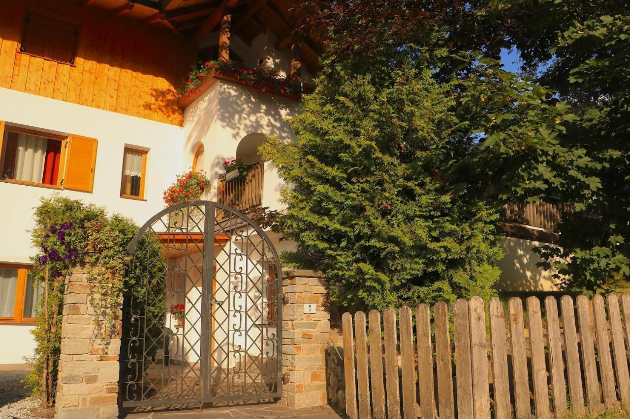 B&B Frühlingsheim Racines Exterior foto
